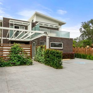 2/143 Loftus Avenue, Loftus NSW 2232 - Apartment For Rent | Domain - Photo 2