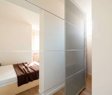 Bilocale via Giuseppe Parini 9, Porta Nuova, Milano - Photo 5
