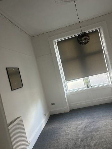 1 Bed Flat, Shettleston Road, G32 - Photo 2