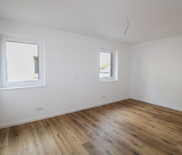 EG-Wohnung mit überdachtem Stellplatz und durchdachtem Grundriss! - Photo 3