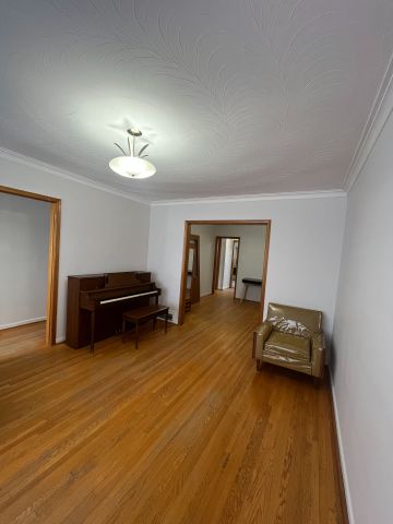 For Lease - 66 August Avenue Unit# Room B, Toronto, Ontario - Photo 2