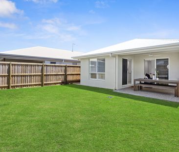 Newly Built Home with Ducted Air Conditioning - Photo 5