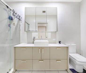 Coastal Hideaway - Walk to Beach & Park - Photo 1