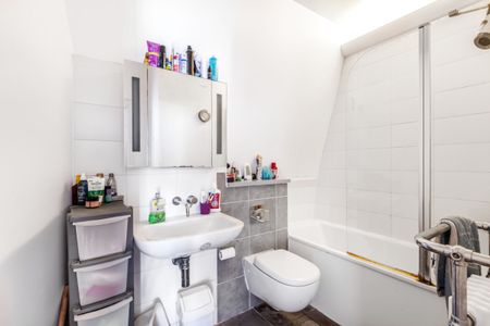 Babington Road, Streatham, London, SW16 - Photo 5