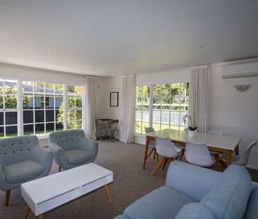 Fendalton – Two Bedrooms – beautiful setting - Photo 3