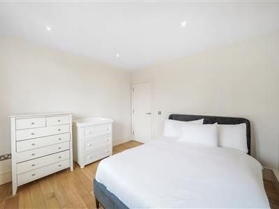 Kingswater Place, SW11 - Photo 1