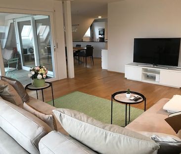 Moderne Dachwohnung im Grünen ! - Foto 2