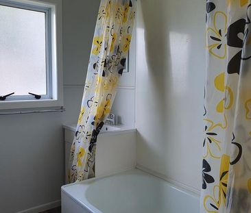 37a Anthony Crescent - Photo 2