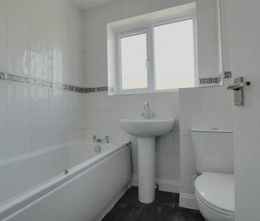 2 bedroom property to rent - Photo 5