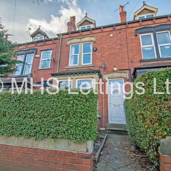 162 Ash Road, Leeds, LS6 3HD - Photo 1