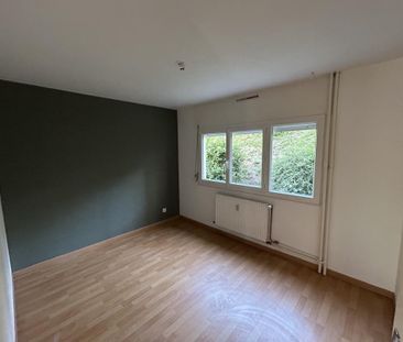 Location Appartement 3 pièces 70m² LE CREUSOT 71200 - Photo 4