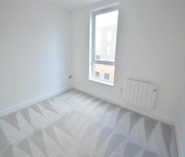 1 Bedroom Apartment To Let - Photo 6