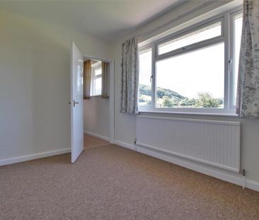 3 bedroom detached house to rent - Photo 4