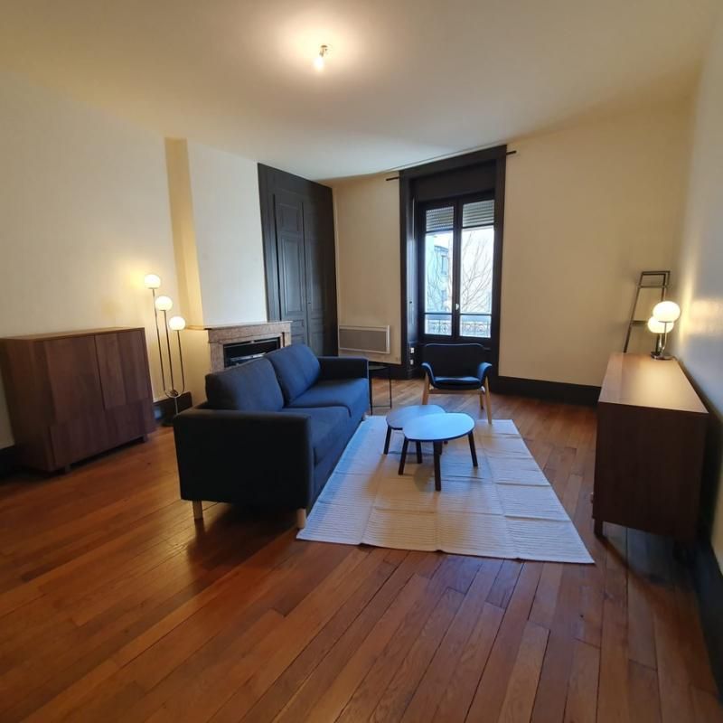Location Appartement 1 pièce Meublé 51m² OULLINS 69600 - Photo 1