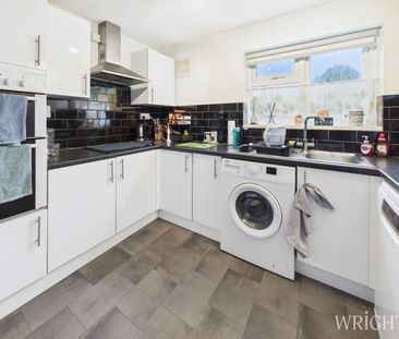 2 bedroom Flat - HARWOOD HILL, WELWYN GARDEN CITY. - Photo 6