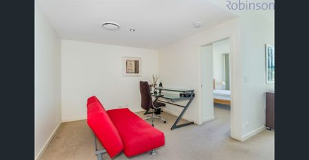 Fully furnished apartment with extra space for working from home, in the heart of the Honeysuckle precinct. - Photo 5