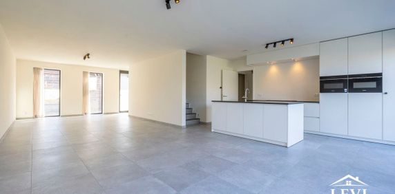 Huis te huur in Uitbergen voor € 1.500 met 3 slaapkamers - foto 2