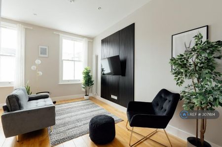 1 bedroom flat to rent - Photo 2
