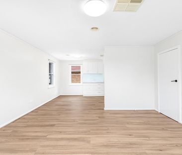 90 Walker Cres, Narrabundah ACT 2604 - House For Rent | Domain - Photo 6