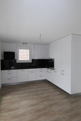 4.5-Zimmerwohnung mit Waschturm und Balkon, Kentuckystrasse 22 in 5734 Reinach - Foto 4