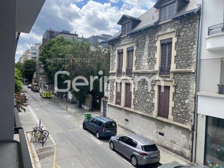 Location Appartement 1 pièce 15m² GRENOBLE 38000 - Photo 3
