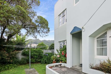 Woburn Art Deco Apartment - Photo 5