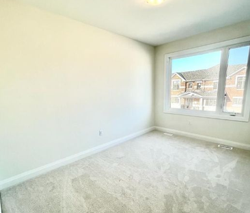 For Lease - 3246 Chimney Swift Crescent, Pickering, Ontario - Photo 4