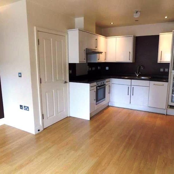 1 bedroom flat to rent - Photo 1
