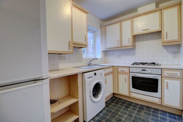 2 bedroom flat to rent, - Photo 1