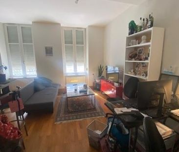 Location Appartement 2 pièces 47m² LYON 3ème - Photo 5