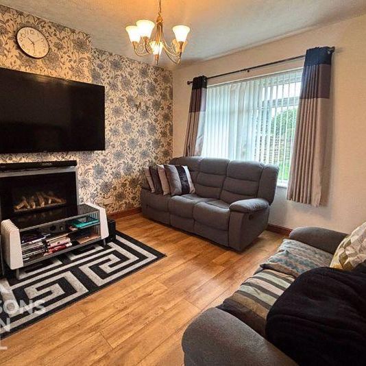 3 bedroom semi-detached house to rent - Photo 1