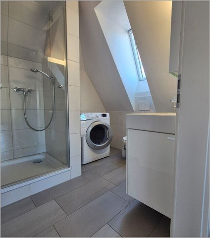 Grosszügige, zentrale Dach-Maisonette mit Weitsicht! - Photo 2