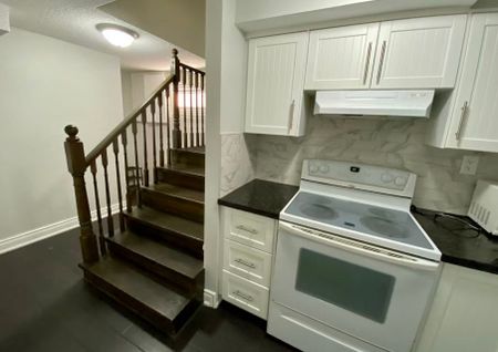 For Lease - 4144 Lastrada Lower Heights, Mississauga, Ontario - Photo 5