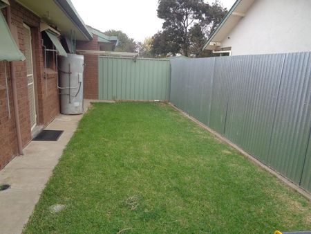 Walking distance to Shops - Photo 4