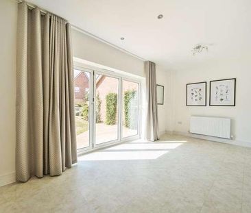 Nobel Park, Didcot, OX11 - Photo 1