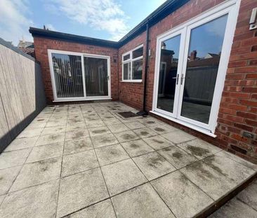 The Bungalow Derbe Road, Lytham St. Annes, FY8 - Photo 2