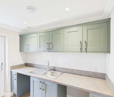 3 bedroom detached house to rent - Photo 4