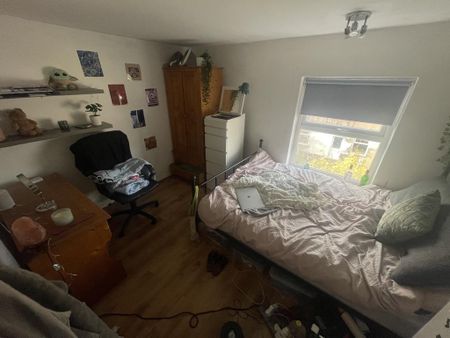 3 bedroom detached house to rent - Photo 4