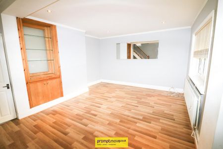 3 bedroom semi-detached house to rent - Photo 3