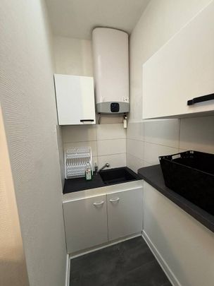 T2 meublé de 28 m² (33 m² au sol) quai fosse - Photo 1