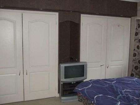 5 bedroom detached house to rent - Photo 4