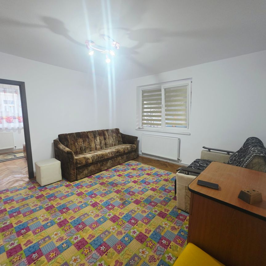 Inchiriere Apartament 2 Camere Centrul Civic zona Afi - Photo 1