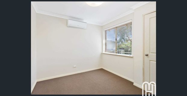 CENTRAL SCARBOROUGH LOCATION - Photo 1