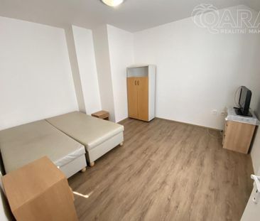 Pronájem bytu 1+1 32 m2 - Fotografie 3