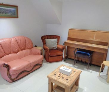 2 bedroom cottage to rent - Photo 1