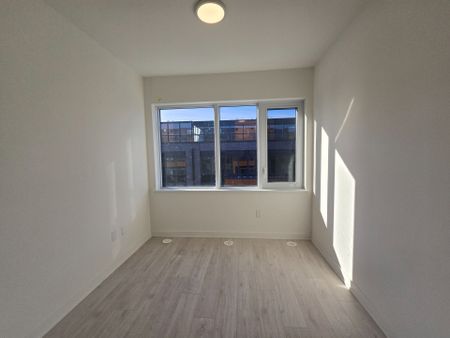 For Lease - 69 Curlew Drive Unit# 132, Toronto, Ontario - Photo 3