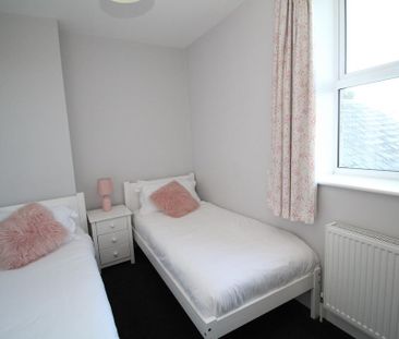 2 bedroom house to rent - Photo 3