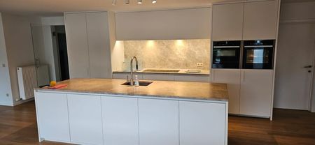 Appartement te huur - Foto 2