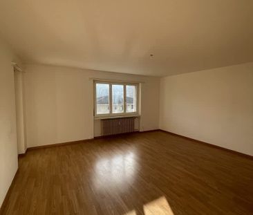 4 Zimmer, 72 m², 2. Stock - Photo 1