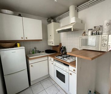 Location Appartement 1 pièce 29m² - Photo 3